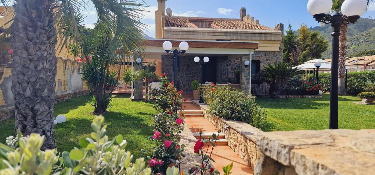 Villa Santina - Cefalù Eksteriør billede